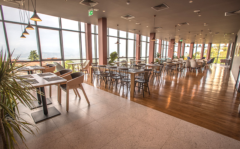 ნომერი 2 სტუმარზე საუზმით/საუზმის გარეშე, დახურული აუზი, საუნა, ფიტნეს სივრცე კახეთში