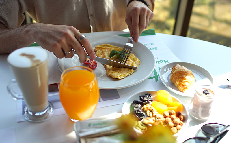 ნომერი 2 სტუმარზე საუზმით/საუზმის გარეშე, დახურული აუზი, საუნა, ფიტნეს სივრცე კახეთში