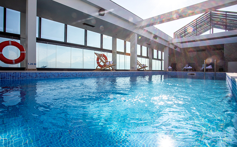 ნომერი 2 სტუმარზე საუზმით/საუზმის გარეშე, დახურული აუზი, საუნა, ფიტნეს სივრცე კახეთში