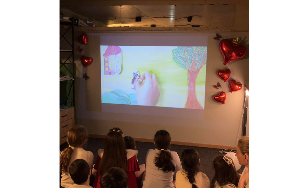 ჯადოსნური, შემოქმედებითი და განმავითარებელი დაბადების დღე 10 ბავშვზე