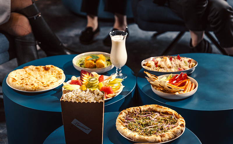 იქირავეთ დახურული სივრცე 6, 12 ან 18 სტუმარზე სასტუმროში