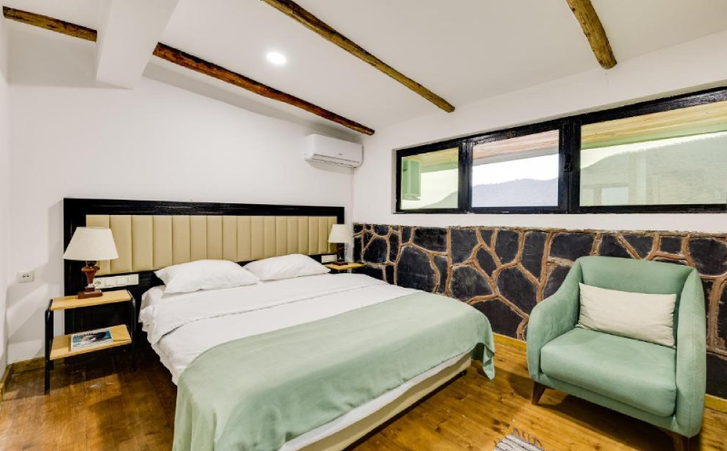 ვილა ყვარელში, 5 სტუმარზე აივნით და ხედით