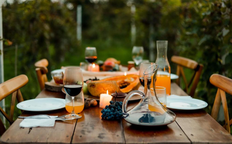 ყვარელში, ნომრები 2 სტუმარზე აივნით და ხედით