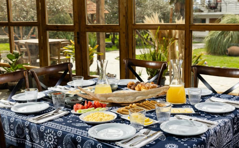 ყვარელში, ნომრები 2 სტუმარზე აივნით და ხედით