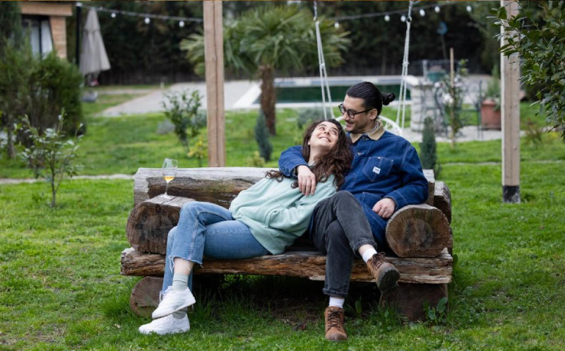 ყვარელში, ნომრები 2 სტუმარზე აივნით და ხედით