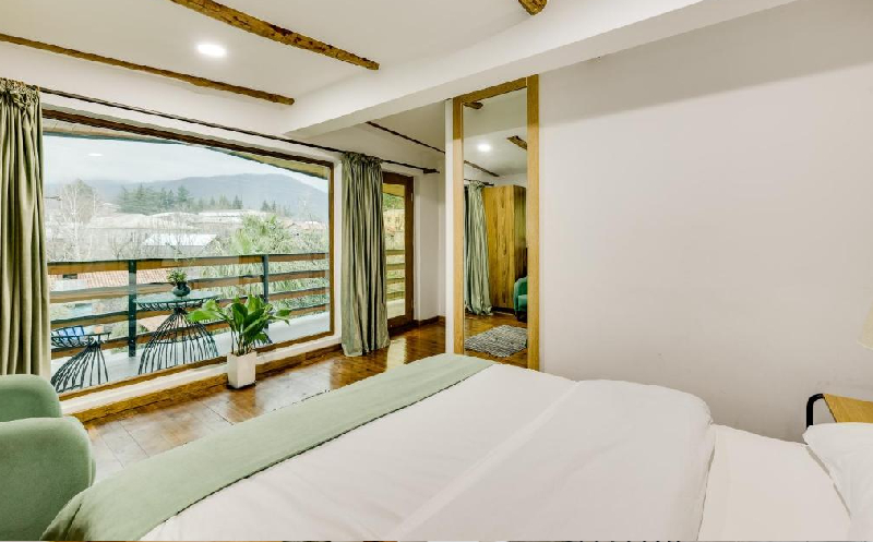 ყვარელში, ნომრები 2 სტუმარზე აივნით და ხედით