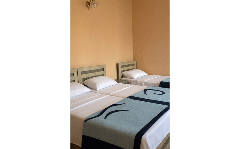 15 მაისიდან! 2, 3 და 4 ადგილიანი ნომრები საუზმით და საბავშვო სივრცით ქობულეთის სასტუმროში!