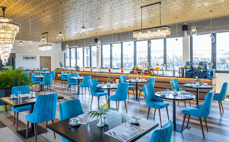 თბილისში, ნომერი 2 სტუმარზე ზღვის ან ტყის ხედებით და ღია აუზით