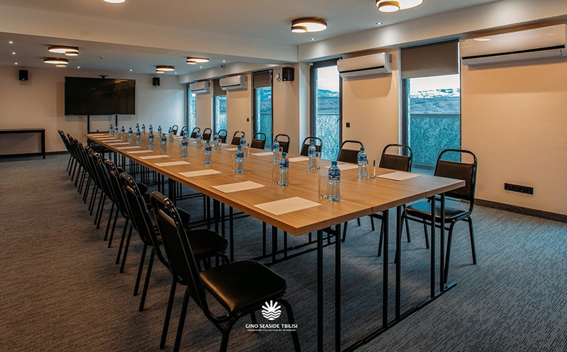 თბილისში, ნომერი 2 სტუმარზე ზღვის ან ტყის ხედებით და ღია აუზით