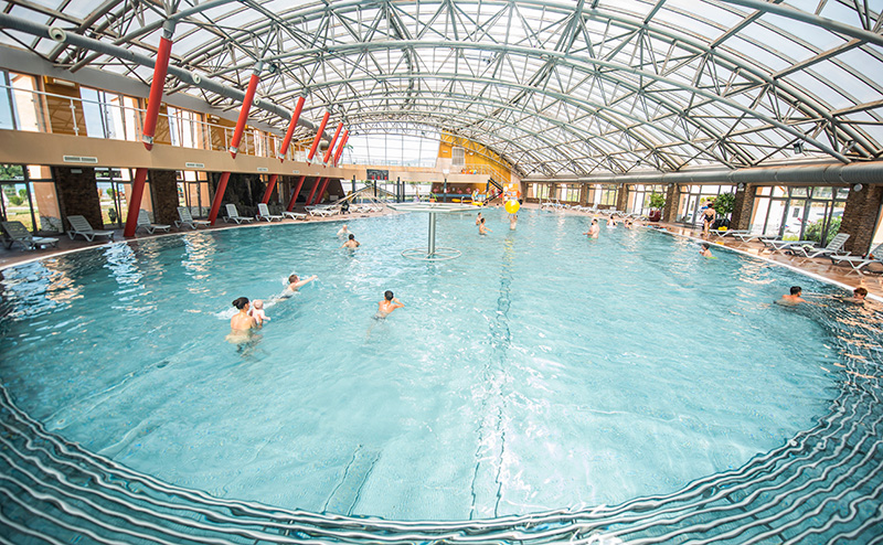 თბილისში, ზღვის უბანში, ჯინოს აკვაპარკთან ერთად, ნომერი 2 სტუმარზე ზღვის ან ტყის ხედებით