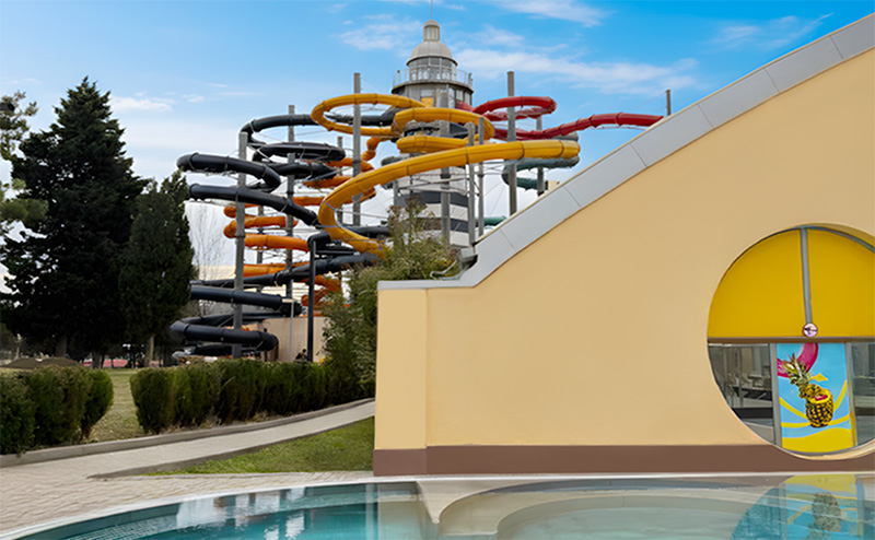 თბილისში, ზღვის უბანში, ჯინოს აკვაპარკთან ერთად, ნომერი 2 სტუმარზე ზღვის ან ტყის ხედებით