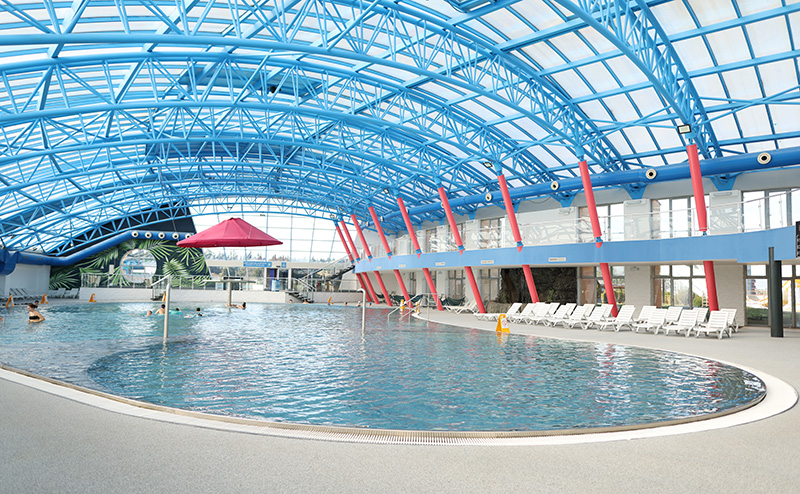 თბილისში, ზღვის უბანში, ჯინოს აკვაპარკთან ერთად, ნომერი 2 სტუმარზე ზღვის ან ტყის ხედებით