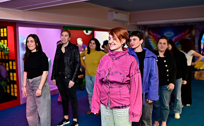 10, 15, 20, 25, და 30 ბავშვზე დაბადების დღის წვეულება და საჩუქრები