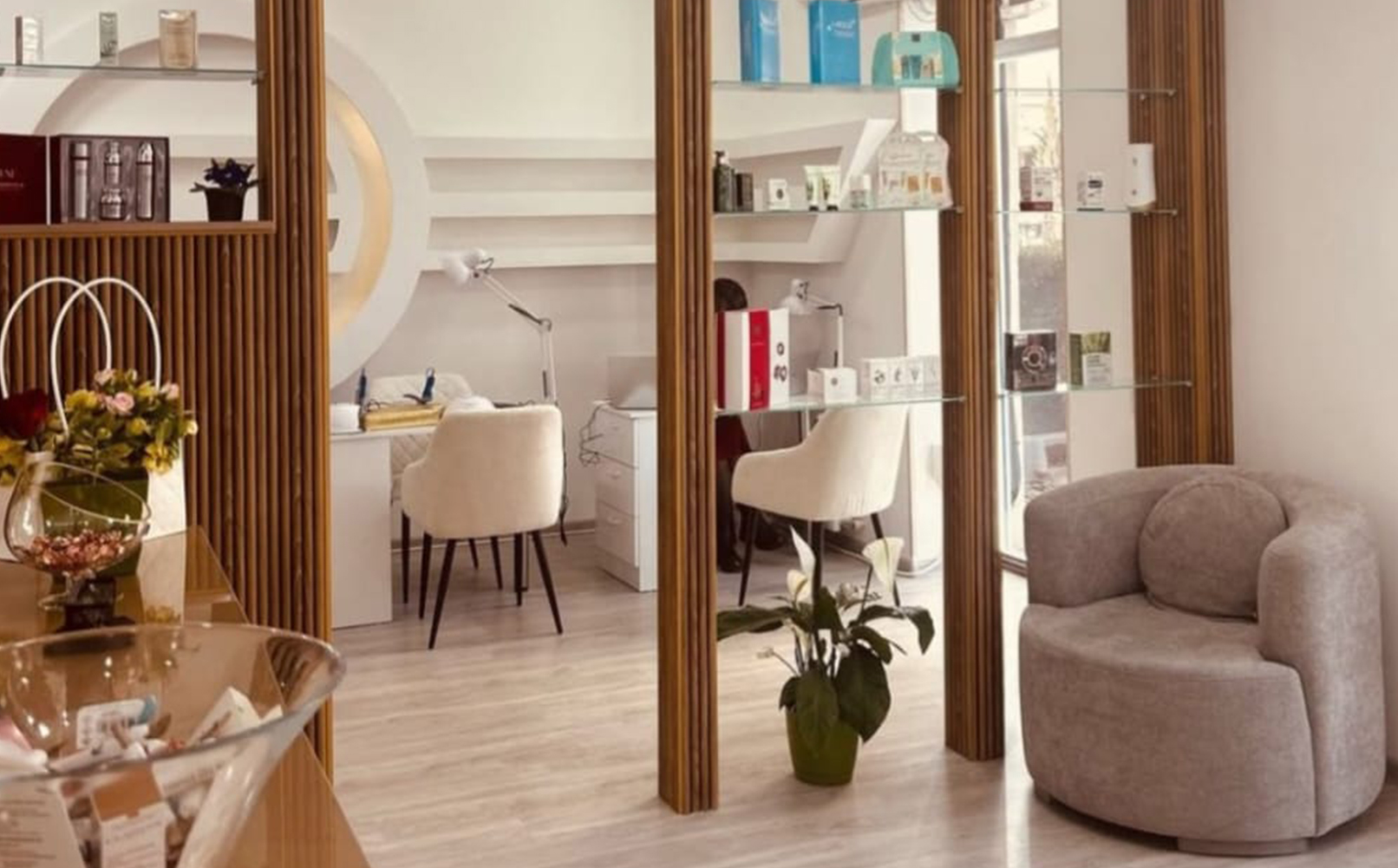 სახის სკულპტურული მასაჟი