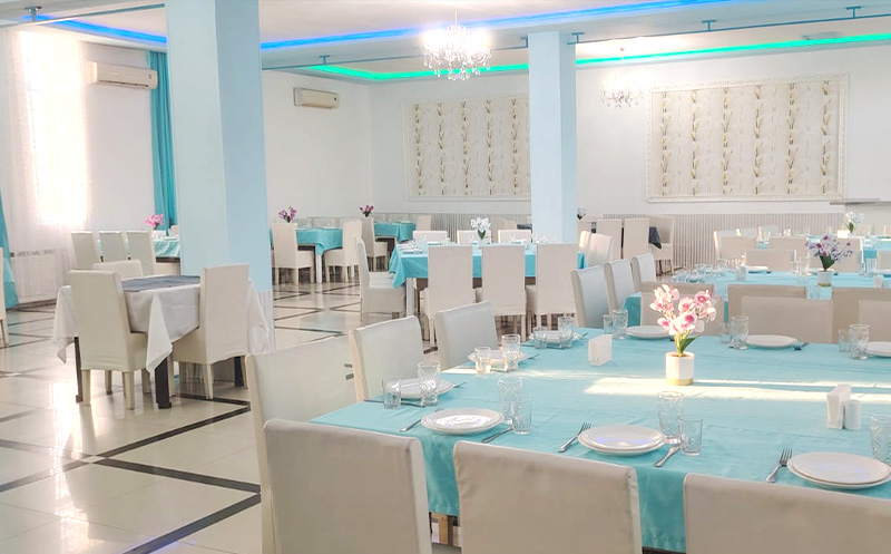 10-12 სტუმარზე ქართული ტრადიციული კერძები და ცოცხალი მუსიკა