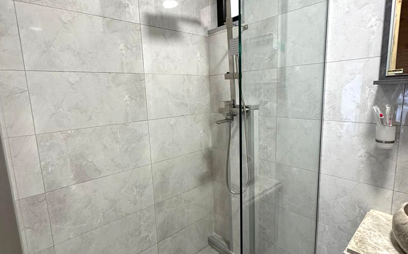 სვანეთში, კოტეჯი 2, 3 ან 4-5 სტუმარზე ბუხრით