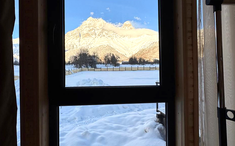 სვანეთში, კოტეჯი 2, 3 ან 4-5 სტუმარზე ბუხრით