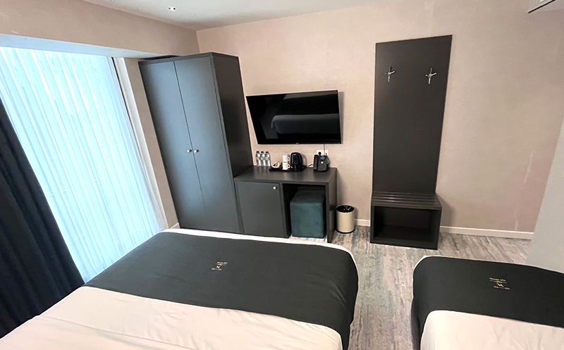 თბილისში, ნომრები 2-3 სტუმარზე საუზმით