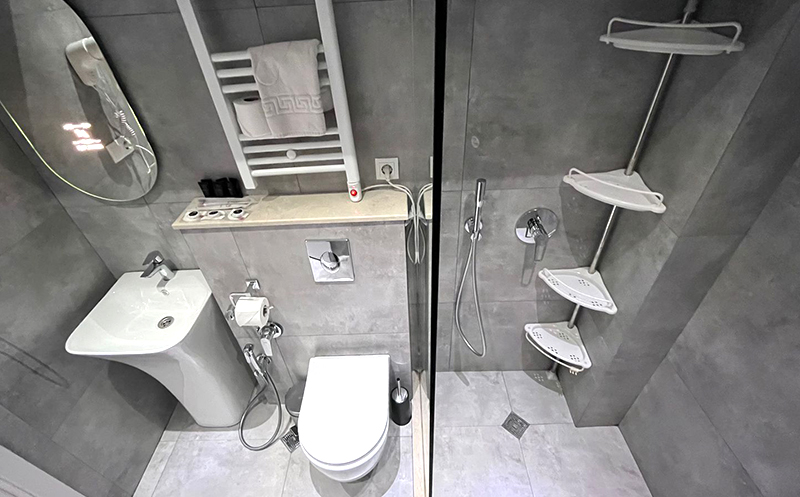 თბილისში, ნომრები 2-3 სტუმარზე საუზმით