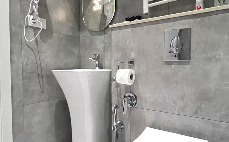 თბილისში, ნომრები 2-3 სტუმარზე საუზმით