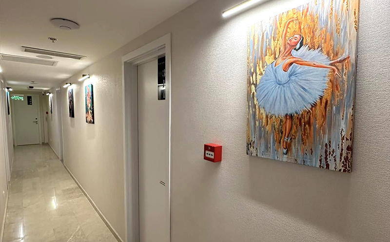 თბილისში, ნომრები 2-3 სტუმარზე საუზმით