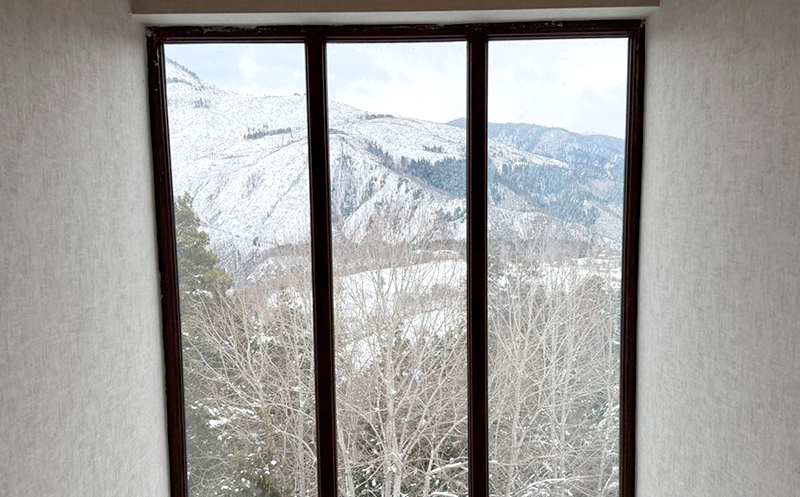 ბაკურიანთან ახლოს, კურორტ ტბაზე, ნომერი 2-3 სტუმარზე საუზმით