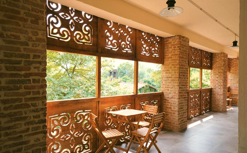 2 სტუმარზე ნომრები კახეთში საუზმით