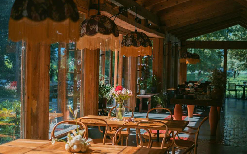 2 სტუმარზე ნომრები კახეთში საუზმით