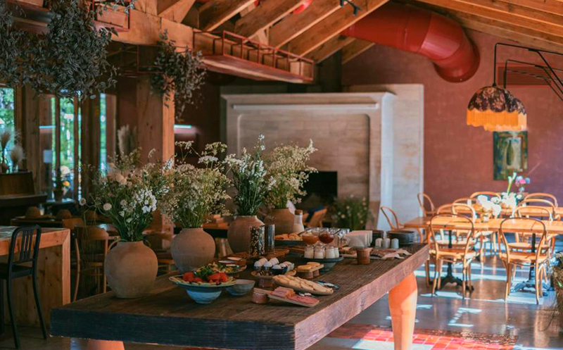 2 სტუმარზე ნომრები კახეთში საუზმით