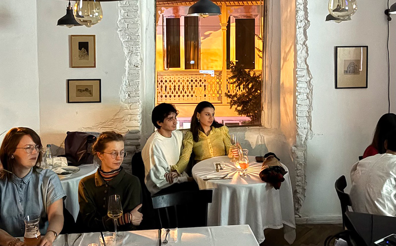 ტაკოს შეთავაზება 4 სტუმარზე