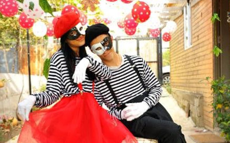 გამოძახებით სანტა, ელფი და ორი მხიარული ანიმატორი