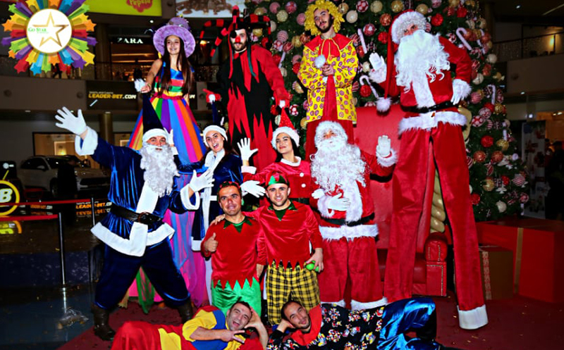 გამოძახებით სანტა, ელფი და ორი მხიარული ანიმატორი