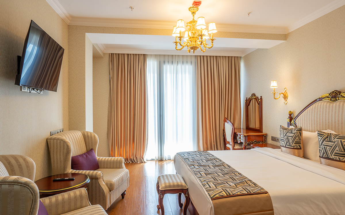 ნომერი 2 სტუმარზე საუზმით / საუზმის გარეშე, დაუხურული აუზით, ფიტნესით, თბილისში