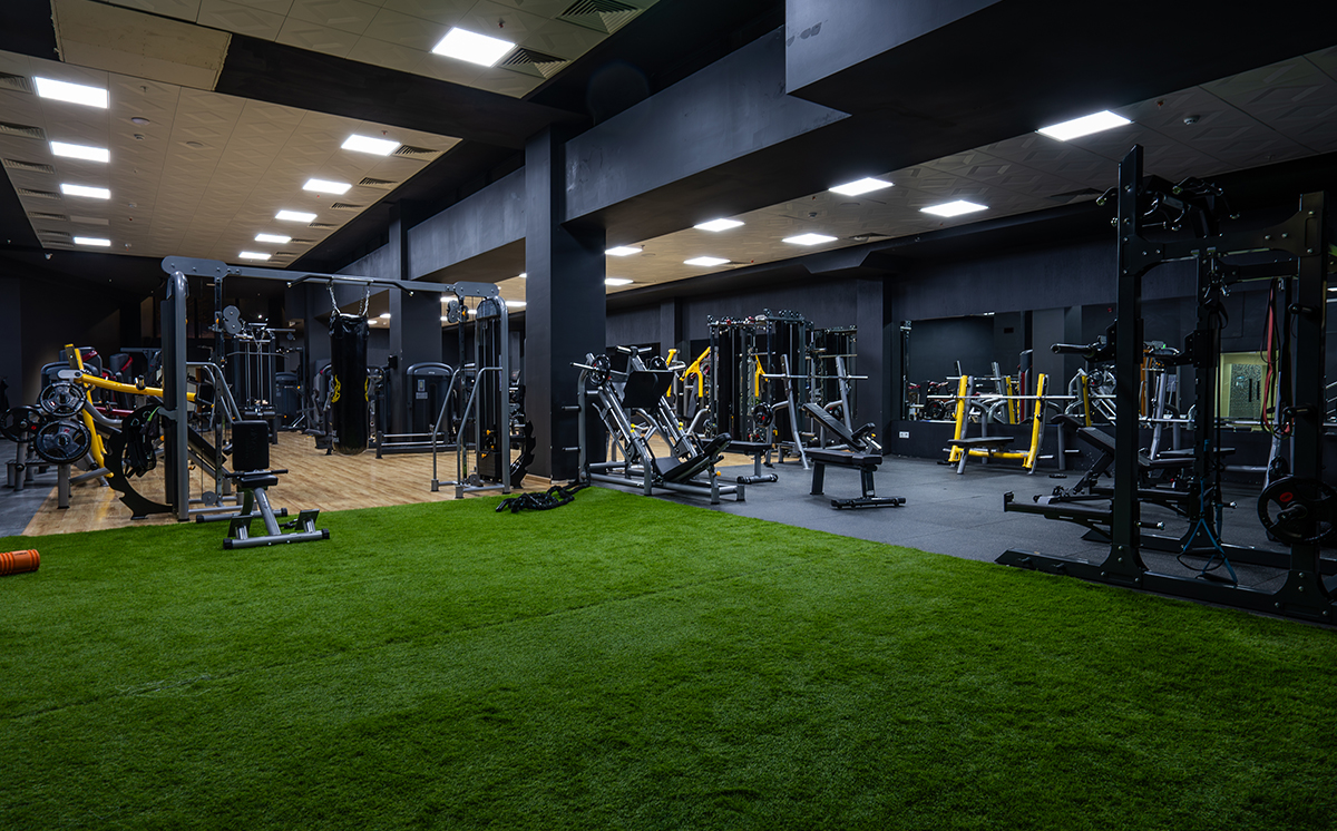 ნომერი 2 სტუმარზე საუზმით / საუზმის გარეშე, დაუხურული აუზით, ფიტნესით, თბილისში