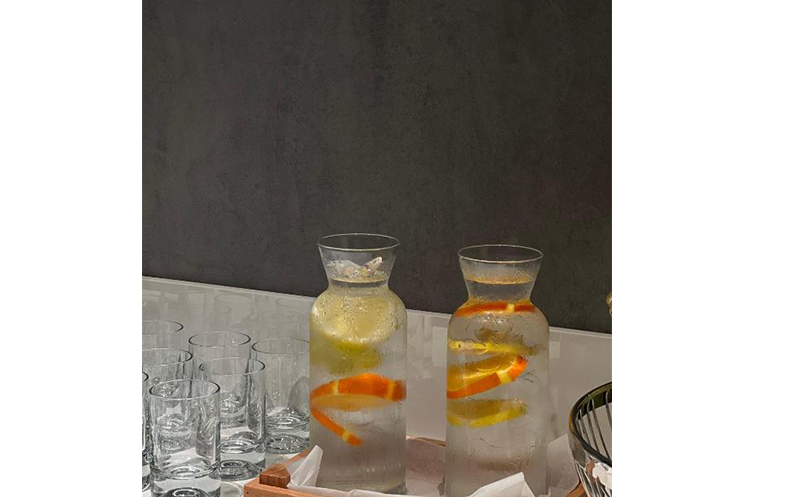 ბათუმში, ნომრები 2 სტუმარზე საუზმით