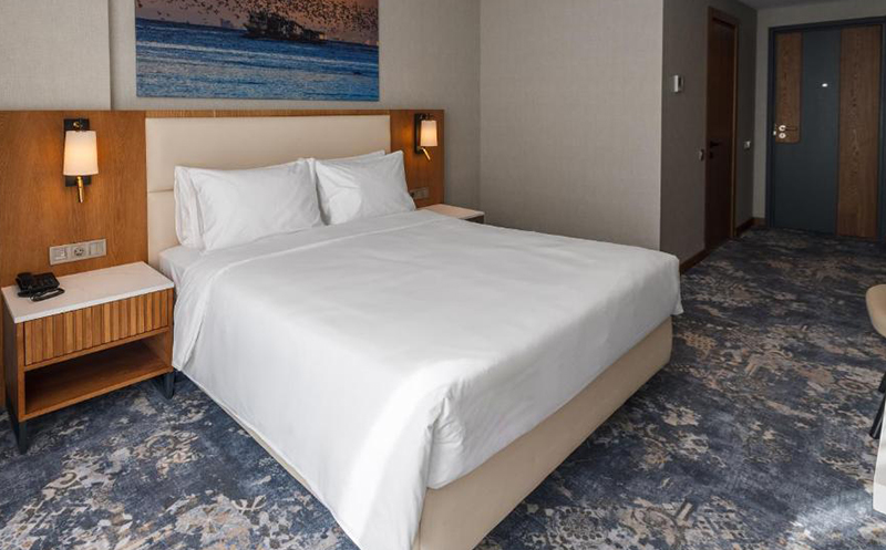 ბათუმში, ნომრები 2 სტუმარზე საუზმით