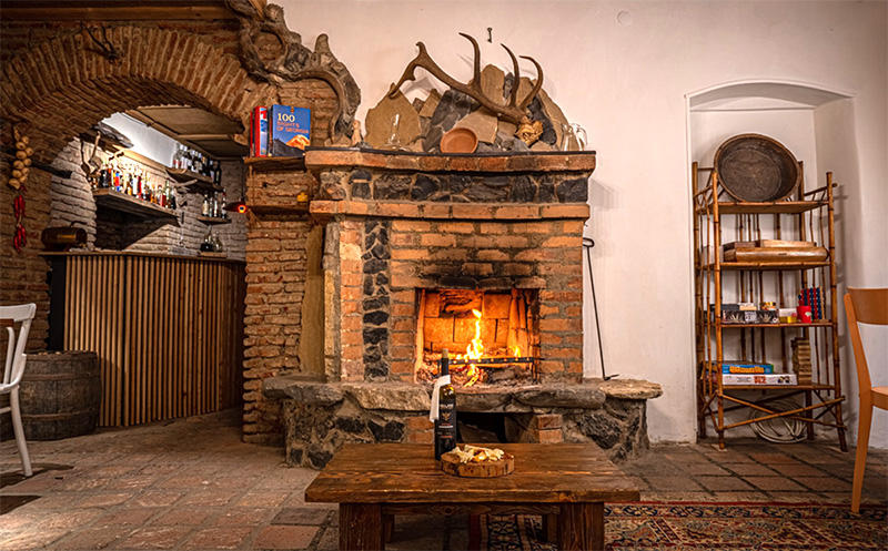 კერძები და სასმელი 10 სტუმარზე