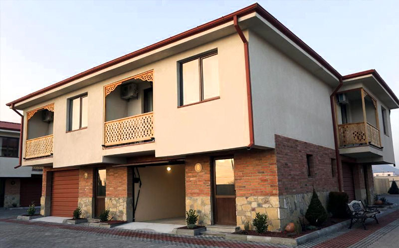 მცხეთაში ნომერი 2 ან 3 -4 სტუმარზე აივნით