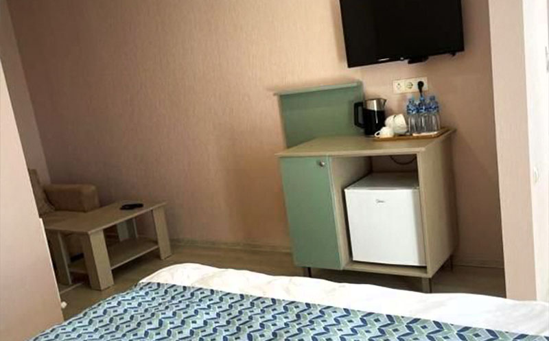 მცხეთაში ნომერი 2 ან 3 -4 სტუმარზე აივნით