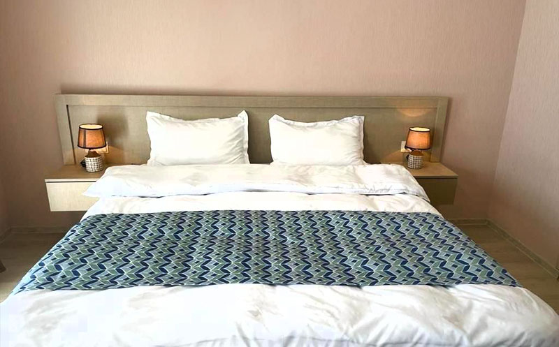 მცხეთაში ნომერი 2 ან 3 -4 სტუმარზე აივნით