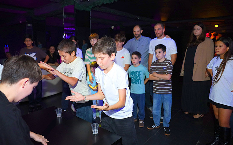 Sport Party 15, 20, 25 ან 30 თინეიჯერზე