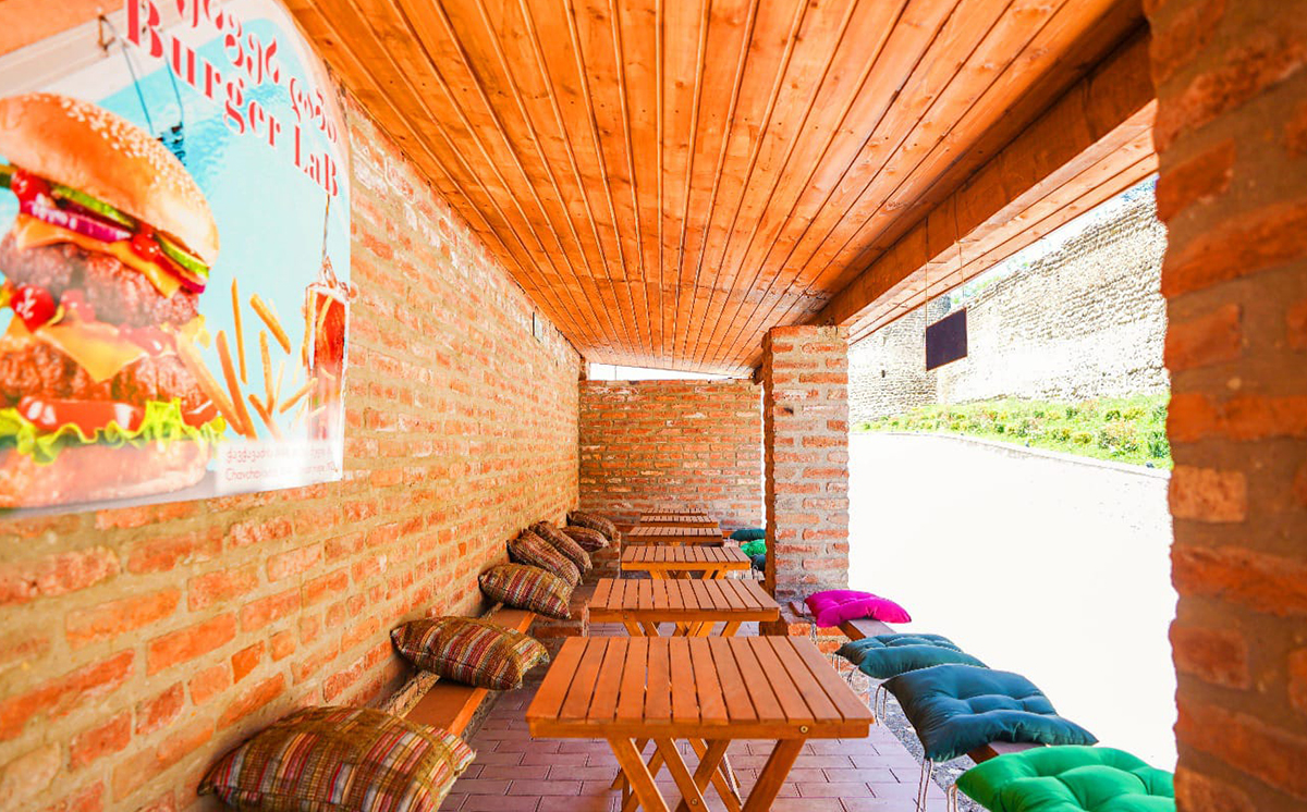 სიღნაღში ნომერი 2, 2+1 ან 5 სტუმარზე