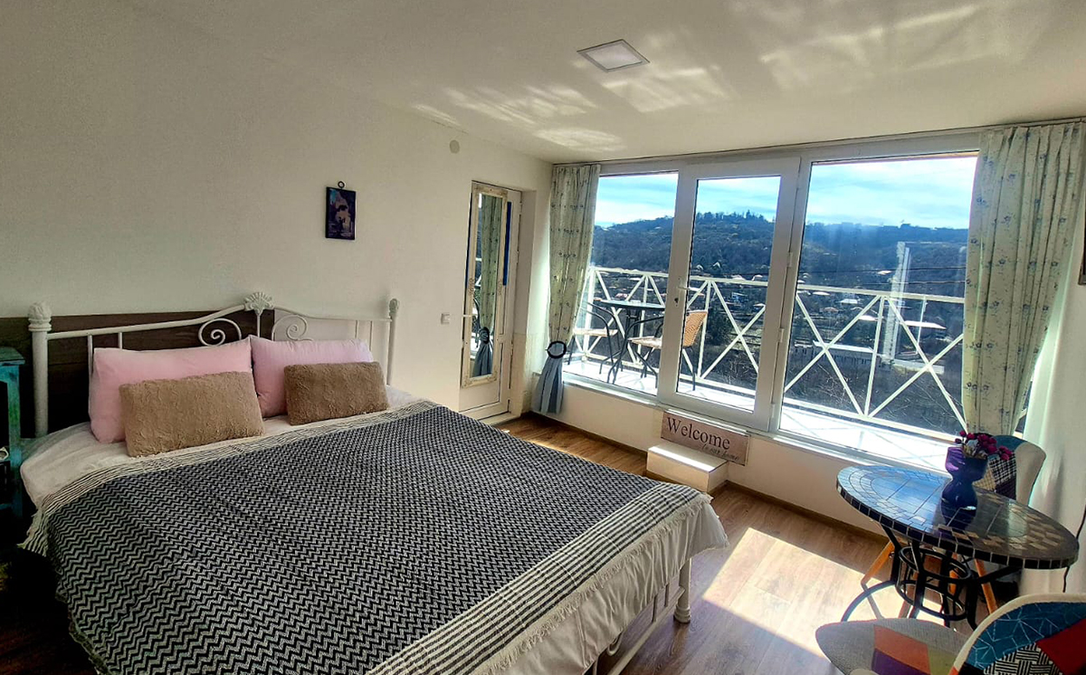 სიღნაღში ნომერი 2, 2+1 ან 5 სტუმარზე