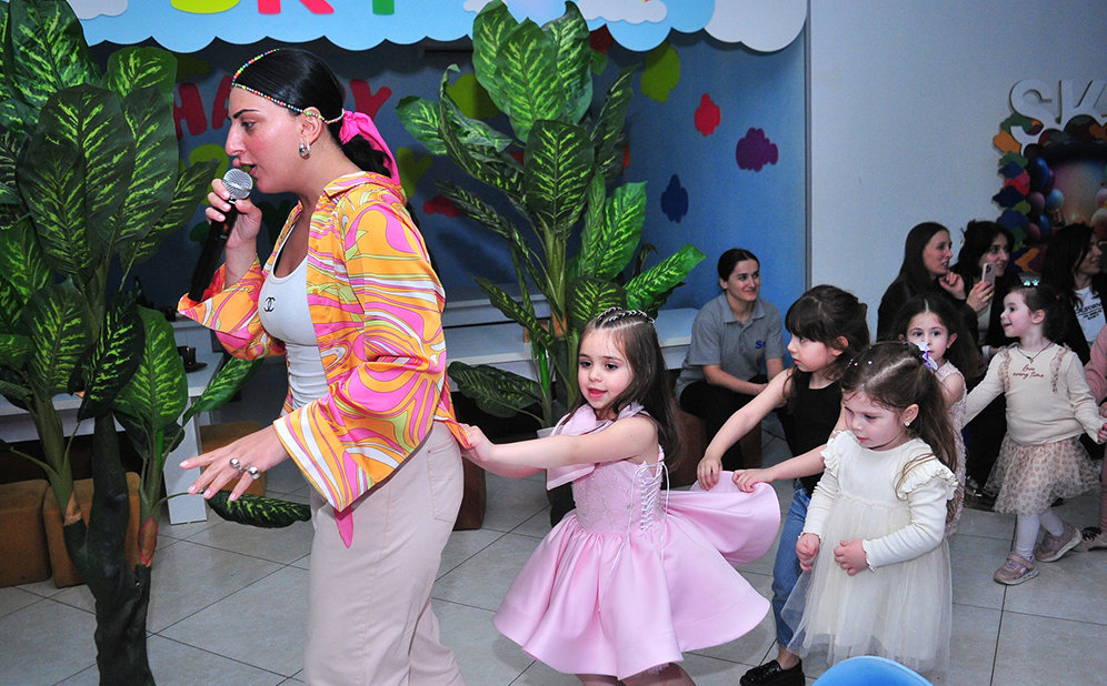 დაბადების დღის წვეულება 15+1 ბავშვზე