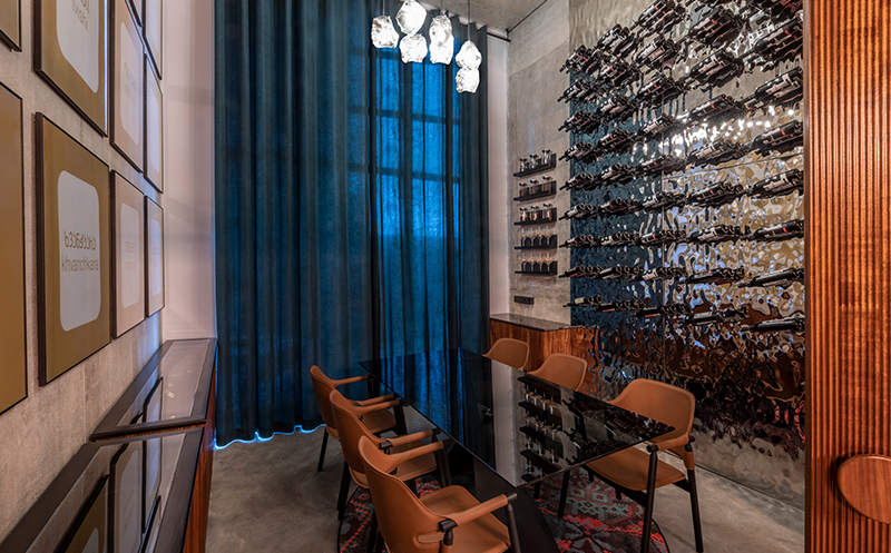 სასტუმროს ტიპის აპარტამენტი 2 სტუმარზე საუზმით, სპა, საუნა, ფიტნეს სივრცე ბათუმში