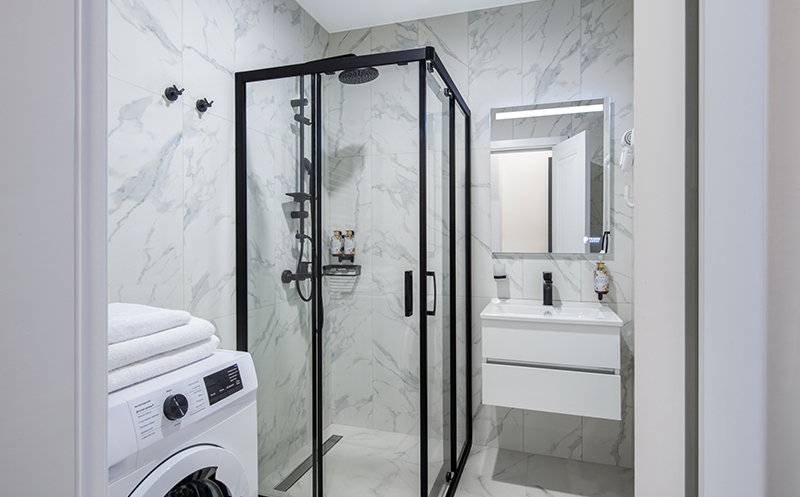 სასტუმროს ტიპის აპარტამენტი 2 სტუმარზე საუზმით, სპა, საუნა, ფიტნეს სივრცე ბათუმში