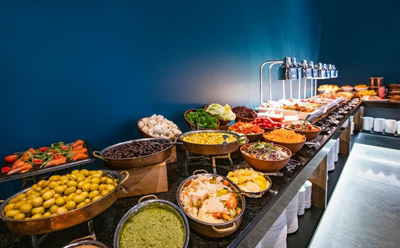 სასტუმროს ტიპის აპარტამენტი 2 სტუმარზე საუზმით, სპა, საუნა, ფიტნეს სივრცე ბათუმში