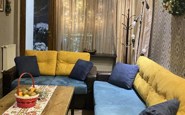 კოტეჯი 6 სტუმარზე ბაკურიანში