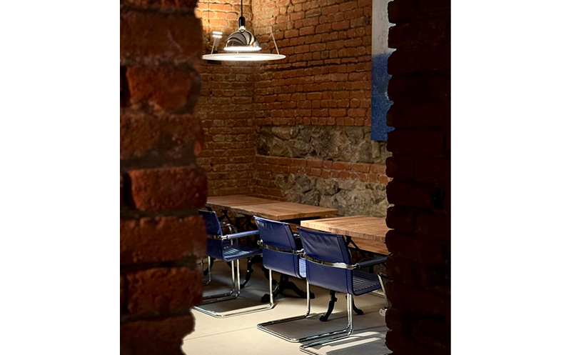 15% დანაზოგი სრულ ასორტიმენტზე ბარისგან TAP&TAILS BY ZILLIco