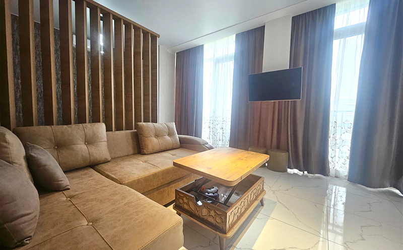 აპარტამენტი ბათუმში 2+1 სტუმარზე